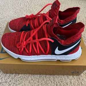 Men’s Basketball Shoes